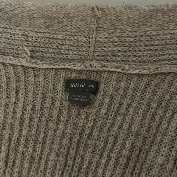 Oatmeal Aerie cardigan 😍 large pockets, open front 
Please send offers - Picture 3 of 6